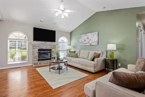 Sage Haven Ranch Retreat, Yard, Fire Pit, BBQ, Office space, Close to shopping - Image 3