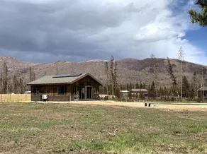 Brand New Cabin at Rocky Mountain National Park - Image 2