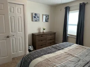 Charming Football Hall of Fame Bungalow - Image 5