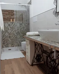 Ai Rosoni comfort in the historic center of Venosa - Image 4