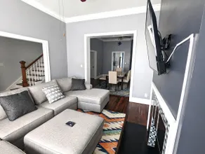 Restored Victorian in Starland District w/Backyard - Image 3