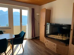 Beautiful 3-room apartment with two balconies - Image 2