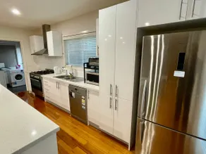 3 Ensuite 3Bedroom 丨Sunroom丨Backyard丨Free Parking - Image 4