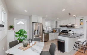 227 - Gorgeous 3B2B Close to Downtown Sunnyvale - Image 3
