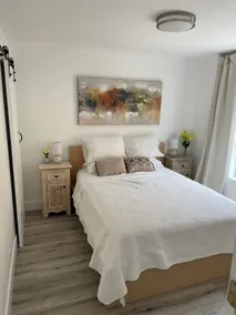 The Yellow door cottage. - Image 3