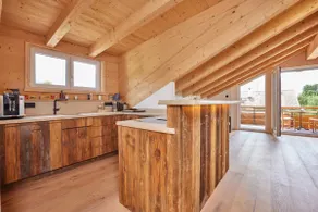 Chalet Sunshine – with stunning mountain views - Image 5
