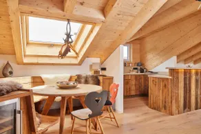 Chalet Sunshine – with stunning mountain views - Image 4