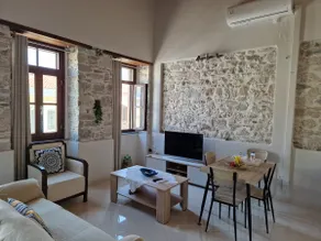 Christos Katerina House - Image 2