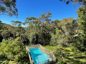 5-Br Comfortable House: Bush Views, Pool & Parking - Image 3