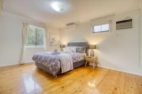 5-Br Comfortable House: Bush Views, Pool & Parking - Image 5