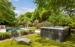 Villa for 12 people with pool & hot tub – village within walking distance - Image 5