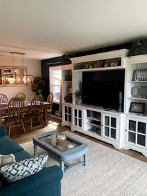 Centrally Located Empire Estates - Image 2