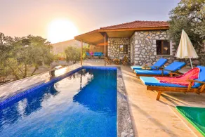 seaside villa - Image 4