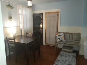 Newport Studio close to Downtown and Waterfront. - Image 2