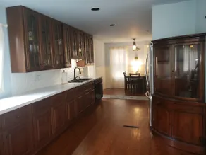 Newport Studio close to Downtown and Waterfront. - Image 3