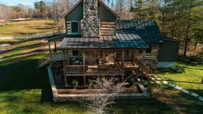 Rustic Luxury Near C'ville, Montpelier, & Wineries - Image 2
