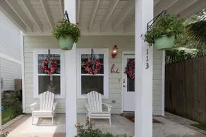 Stylish Downtown Home- Short drive to the beach - Image 2