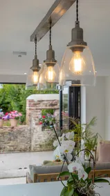 Beautifully Renovated Blackberry Cottage - Image 4