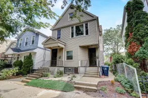 Cute 3BR Farmhouse, modern kitchen! walk to Brady - Image 2