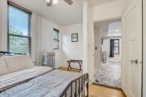 Cute 3BR Farmhouse, modern kitchen! walk to Brady - Image 3