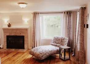 Waterfront 2 Bedroom on private cove in Salem NH. - Image 3