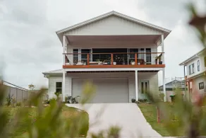 Beach House behind Trial Bay - Image 5