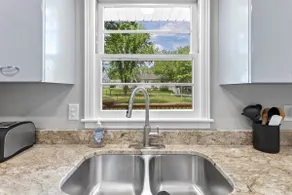 The Lakeview Park Retreat • King Bed & Views - Image 4