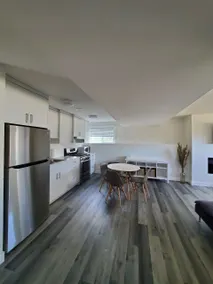 Modern Suite. You’re home away from home. - Image 4