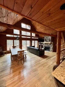 Rustic; Lodge Perfect Gateway; golf and lake - Image 5