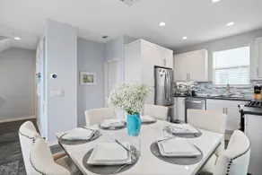 Beautiful Townhome - Silver Strand Beach Bungalow - Image 5