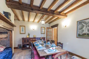 Historic Spacious Central 6 BR Quirky Town House - Image 3