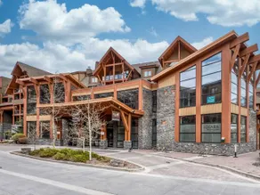 Rest & Recharge | Your Mountain Resort Escape - Image 3