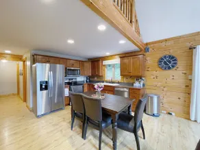 Cozy Hollow Cabin with Hot Tub - Image 2
