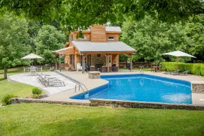 Rustic 1-bdrm Pool House on Leiper's Fork Estate - Image 3
