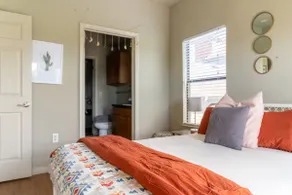 Bohemian Austin Vibes 🤘 - Image 3