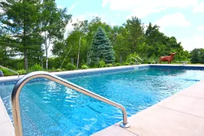 Luxury Country Retreat with POOL - Image 4