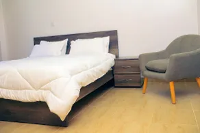1-bedroom/Munae road - Image 4