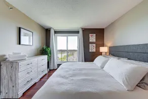 The Windsor - River Views - 2BD - UG Parking - Image 4