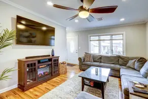 Beautifully restored full home, 5 min to NJ Shore! - Image 2