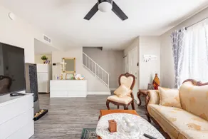 Beautiful Townhome with 2 Master Bedrooms - Image 3
