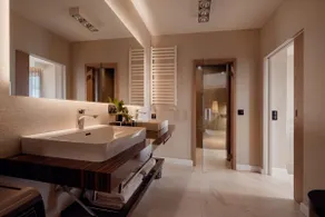 ONE Luxury Apartments - Image 4