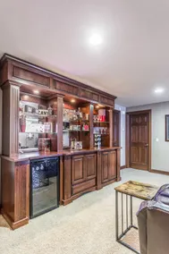 Spacious family friendly, hot tub, bar 5bed/3bath - Image 4