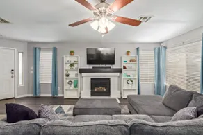 East Mesa home sleeps 6 close to hwys - Image 3