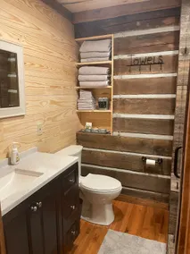 Fully remodeled cabin, next to Walls of Jericho - Image 5