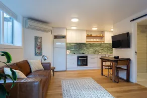 Stunning Self-contained with Garden - Image 2