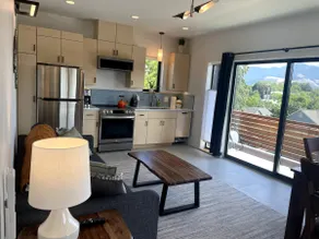 Southern Vista Flats Unit B - Image 2