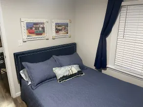 Dry Dock Unit 4 -2 Bed/Studio/2nd floor near beach - Image 2