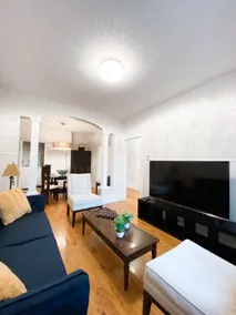 Spacious Apartment with Balcony and Office - Image 2