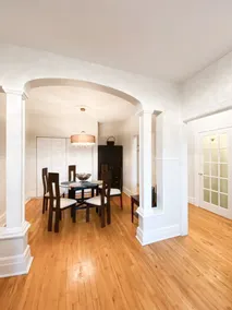 Spacious Apartment with Balcony and Office - Image 3