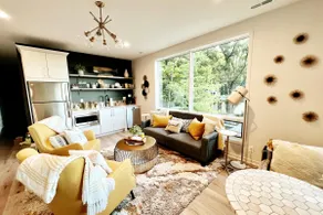 Modern, Chic Adult ONLY Retreat On Hill w/Sunset Views Steps from Downtown  - Image 5